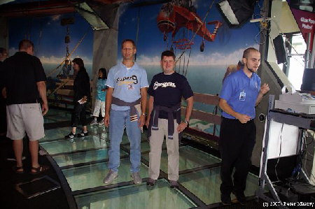 Holger und Peter auf dem Glasboden