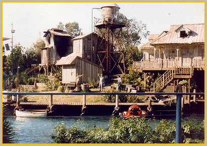 Miami Vice water show - Universal Studios